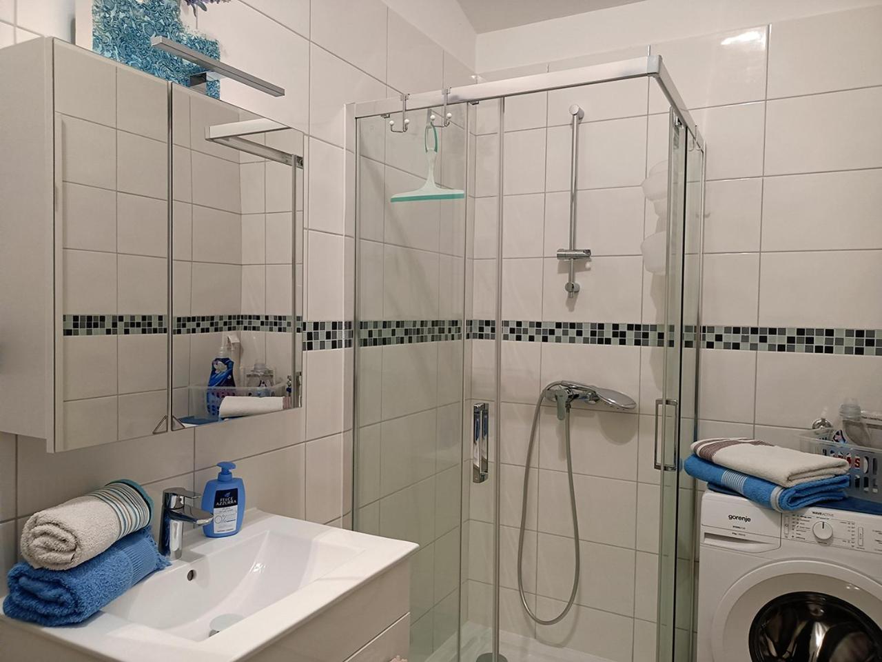 Annamaria Apartment Pula Bagian luar foto