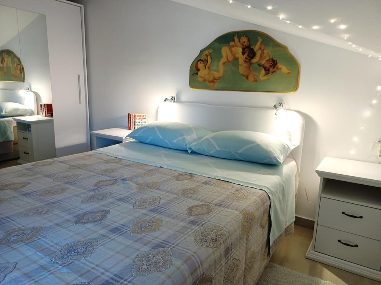 Annamaria Apartment Pula Bagian luar foto